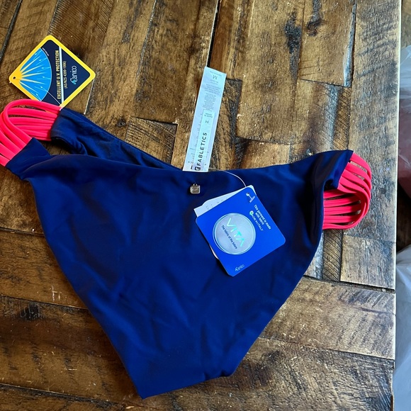 Fabletics swim bottom - Picture 2 of 2